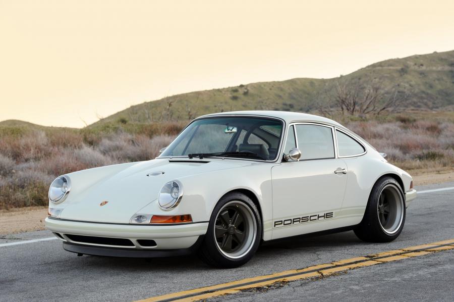  Porsche 911 by Singer 2011 года  (фото 46 из 159)